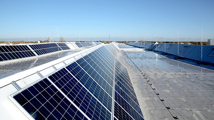 Lichtstraat met PV-modules