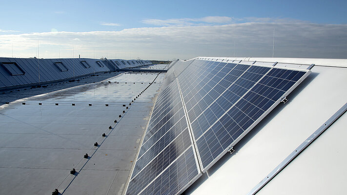 Lichtstraat met PV-modules