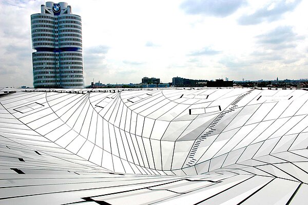 LAMILUX regelsystemen voor gebouwen - BMW-Welt München 